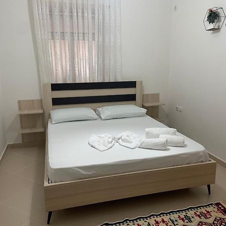 Guest House Taverna Laberia 3 Gjirokaster Ngoại thất bức ảnh